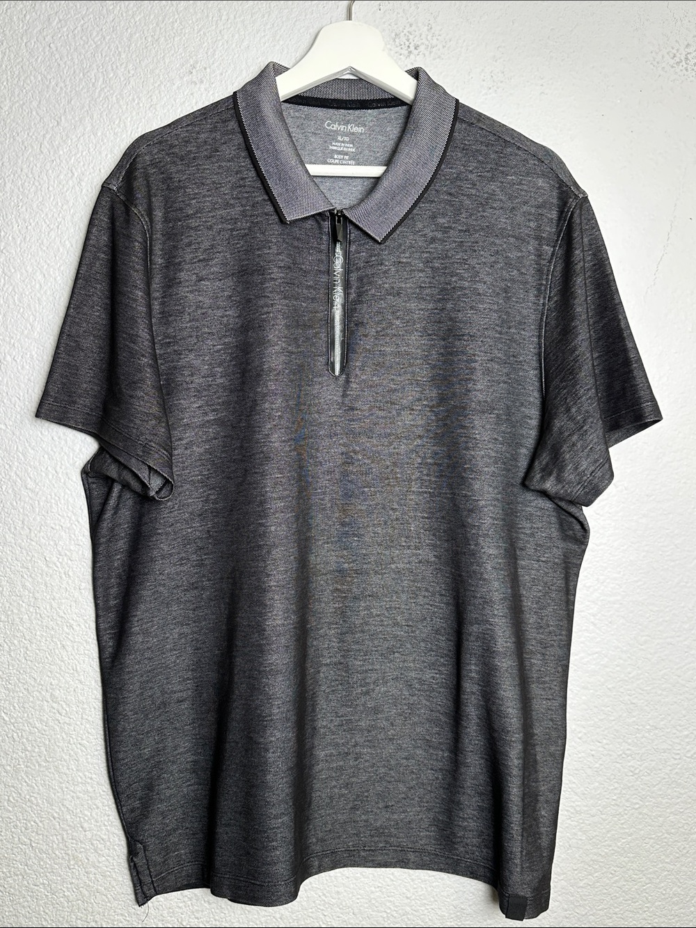 Calvin Klein Gray Polo Shirt Body Fit Short Sleeve 1/4 Zip Men's XL Preppy